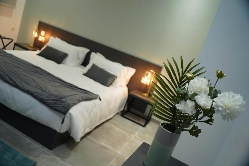 Private Rooms With Bathroom In Valletta Exterior photo